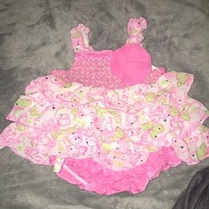 Little lass baby 3/6 months